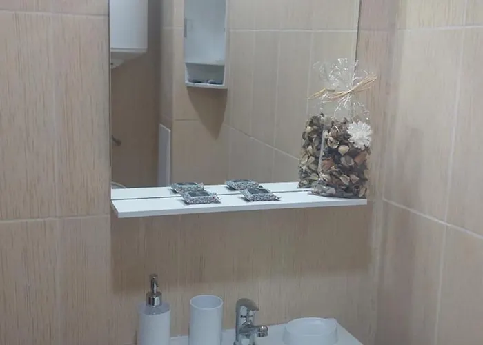 Krimski - Free Private Parking Apartment Warna